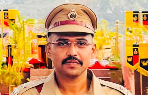 लोणावळा ग्रामीण पोलीस ठाण्याच्या प्रभारी अधिकारी पदाचा परिविक्षाधीन उपअधीक्षक भूषण माने यांनी पदभार स्वीकारला
